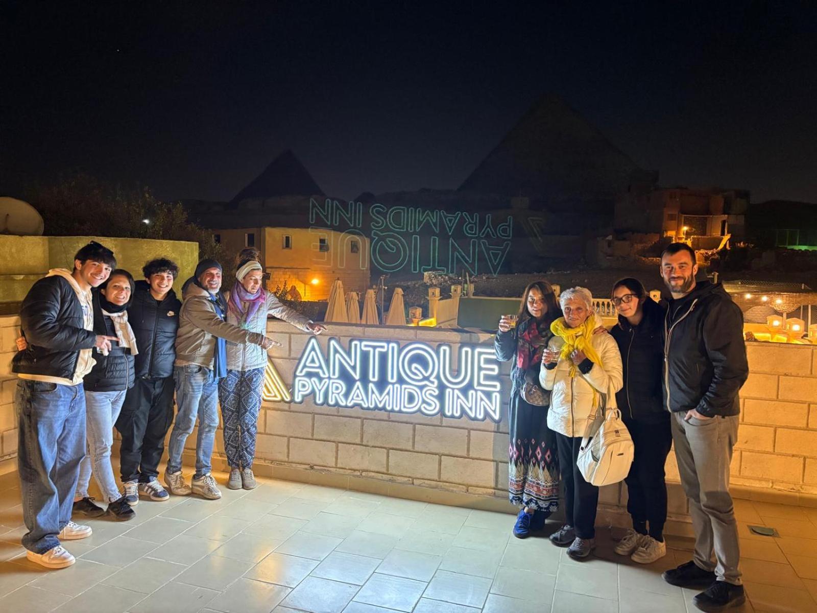 Antique Pyramids Inn Giza Екстериор снимка