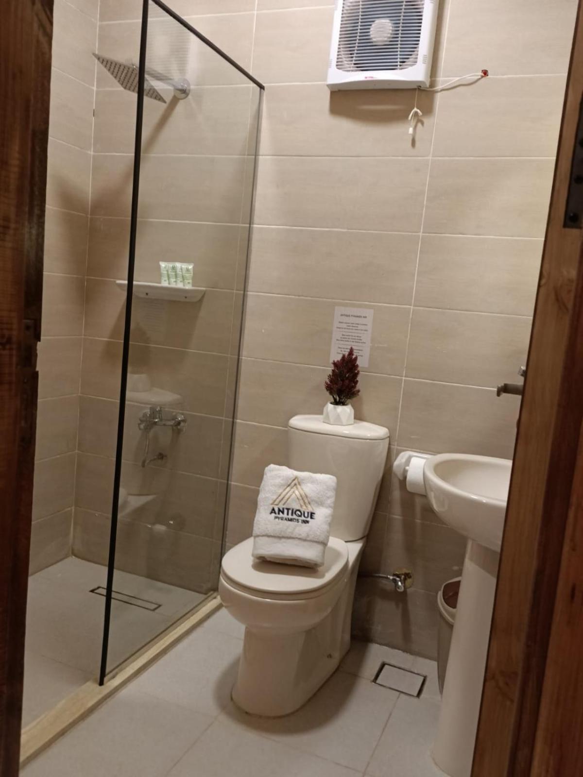 Antique Pyramids Inn Giza Стая снимка